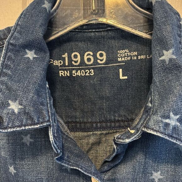 GAP 1969 Two pocket denim boy shirt with star print large - Picture 3 of 5